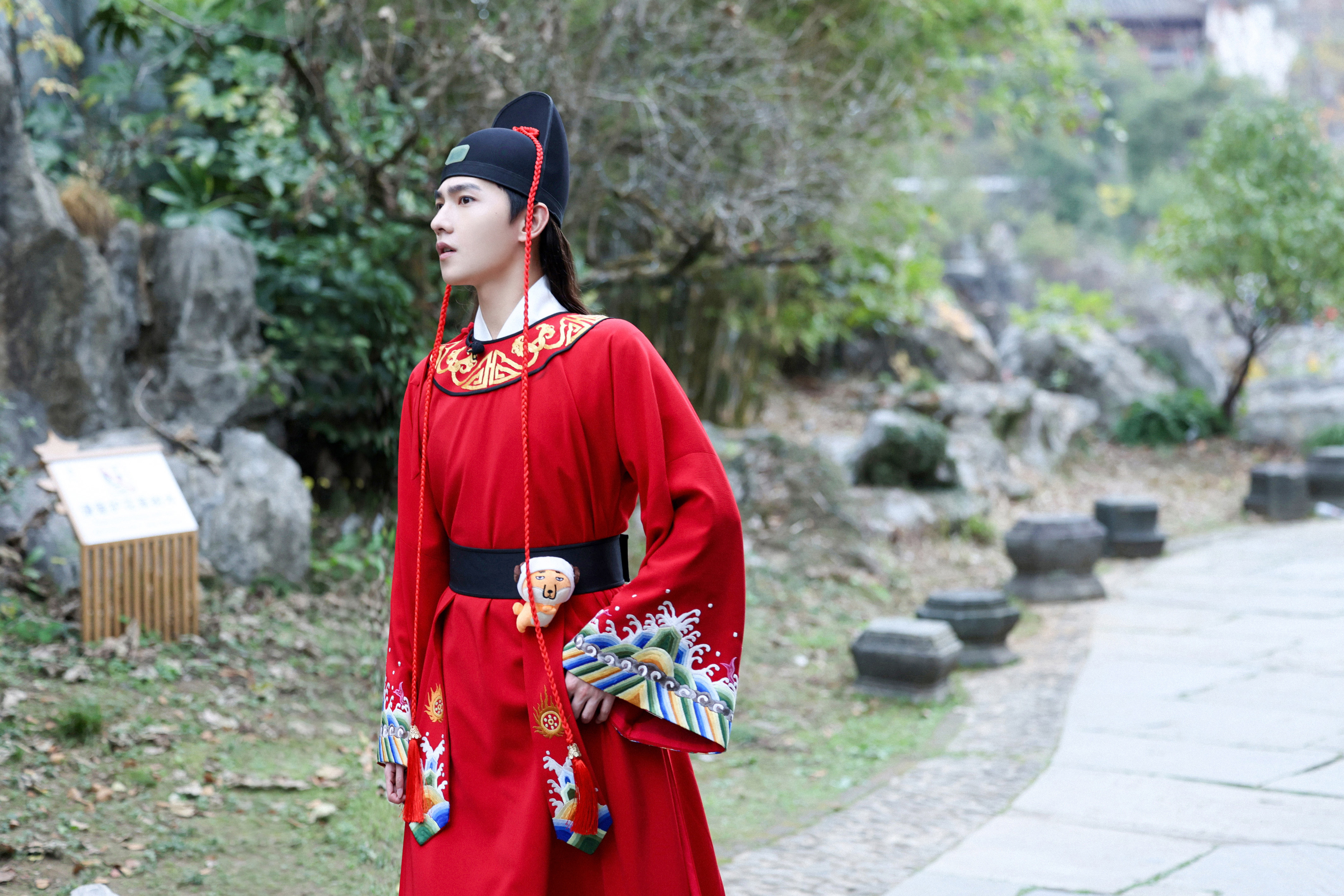 杨洋《青春环游记》cos展昭 游戏天赋"觉醒"__凤凰网