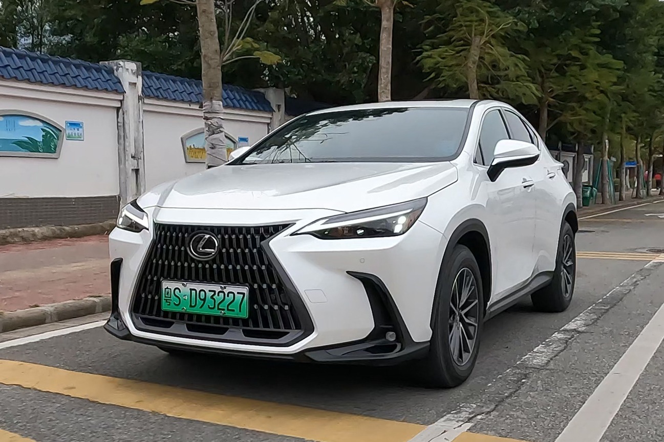 抢先试驾全新雷克萨斯NX，全系2.5发动机，插电混动更香？