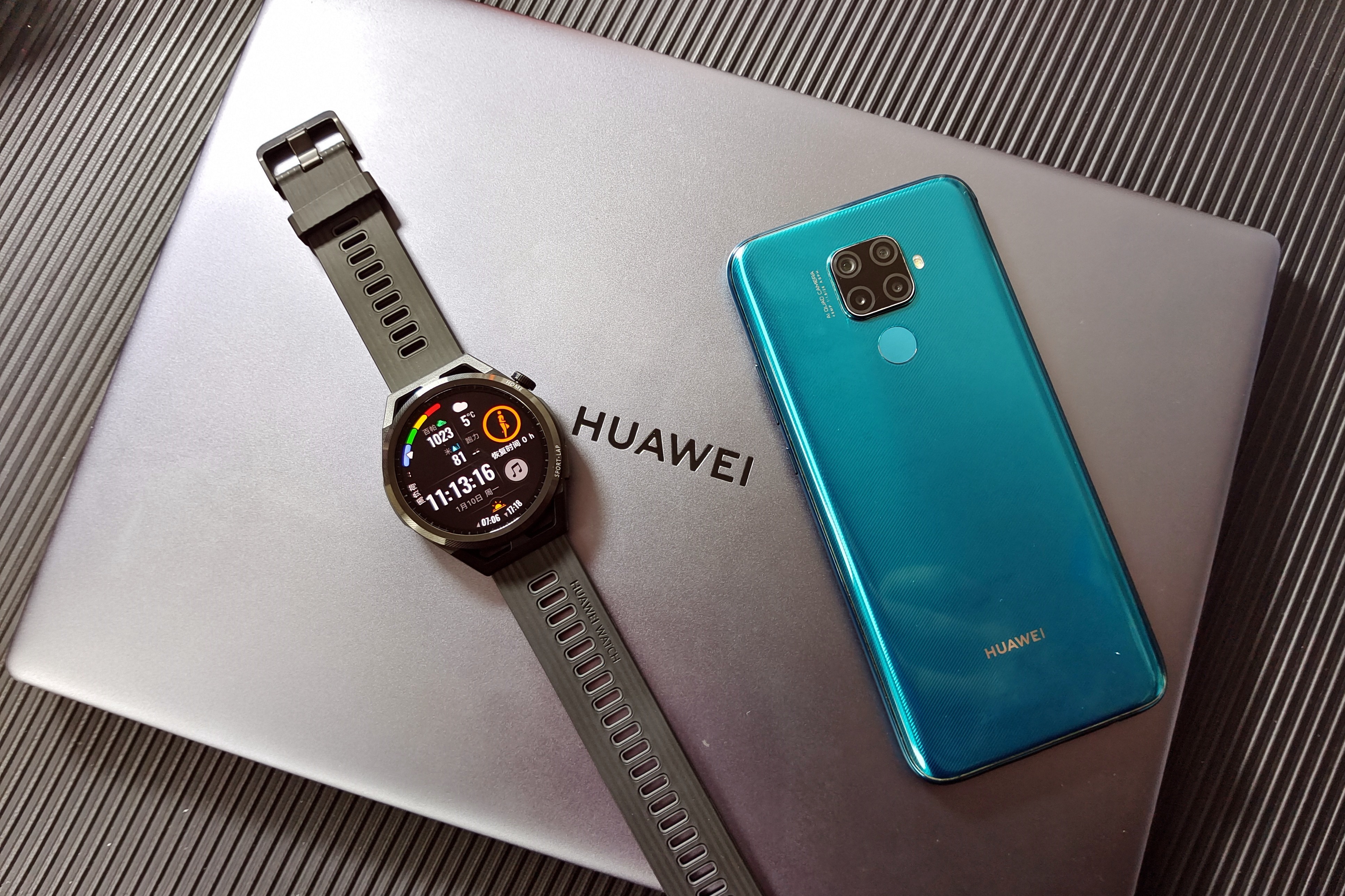 专为跑者而生的一块手表,华为watch gt runner这一次不得了