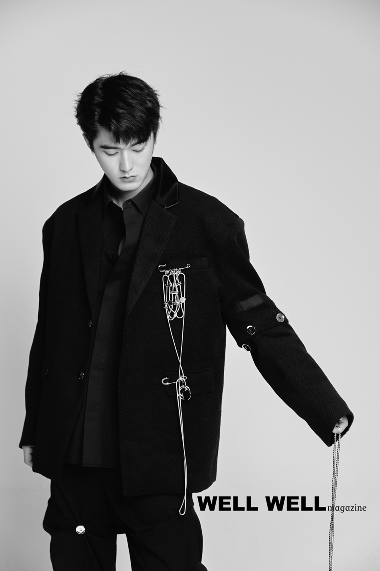 刘奕畅居家男友风大片曝光随性洒脱时尚潜力无限