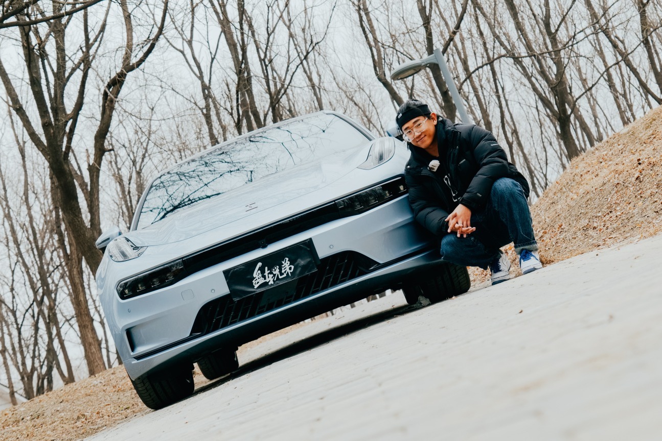 极氪001：这是一台值得花30万盲定的电动车 | 盘车兄弟