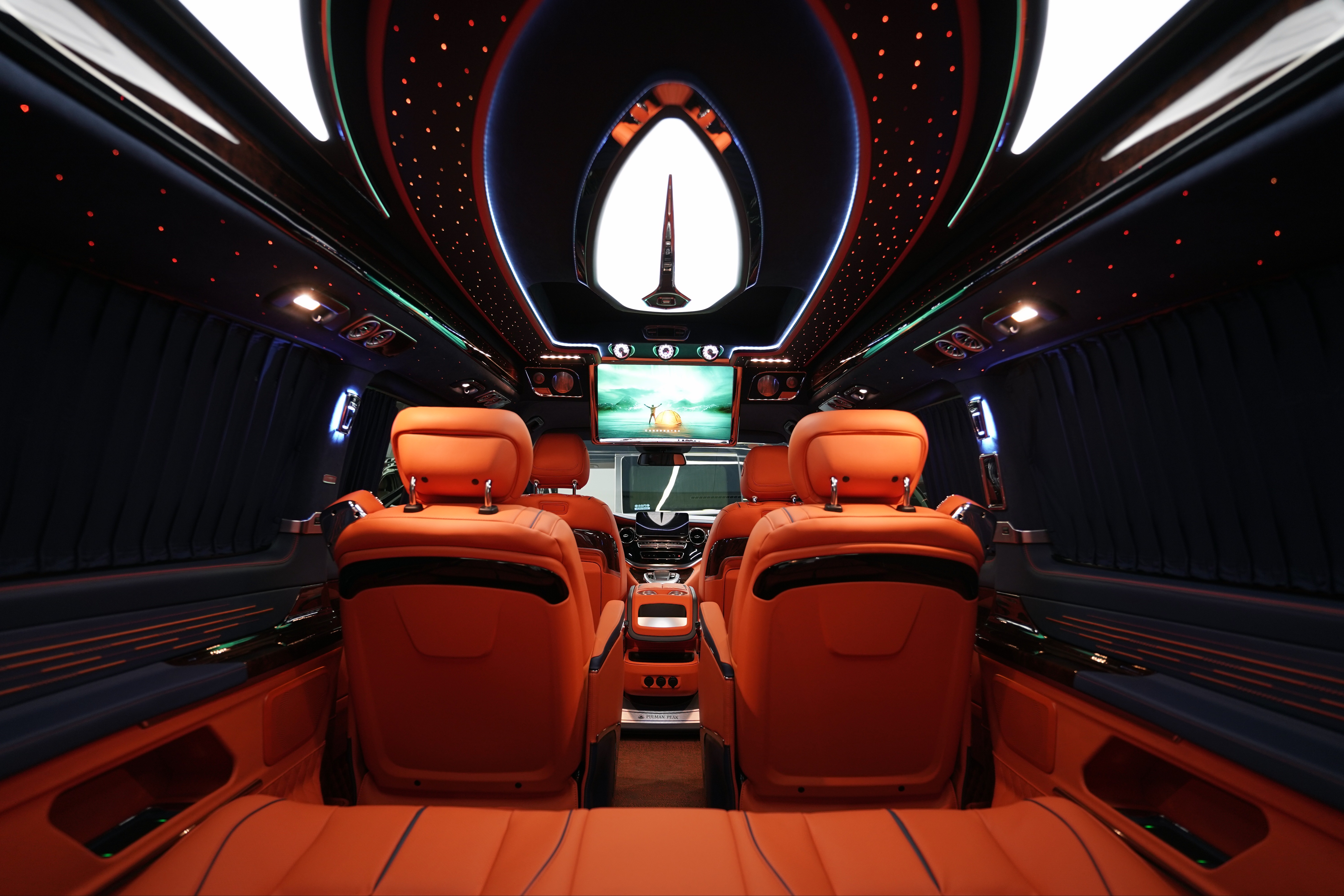 奔驰V260L高顶定制款普曼巅峰星耀七座MPV，搭配爱马仕橙！