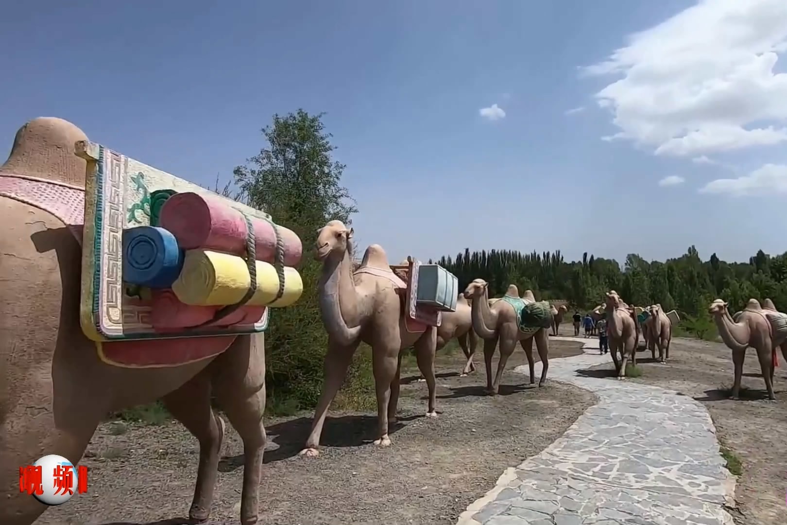 追踪古长城的遗迹《往日时光》吻别