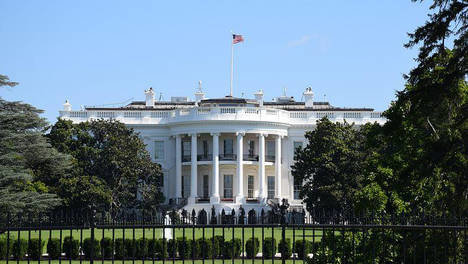 白宫公布人工智能权益法案,AI问责制时代即将到来?