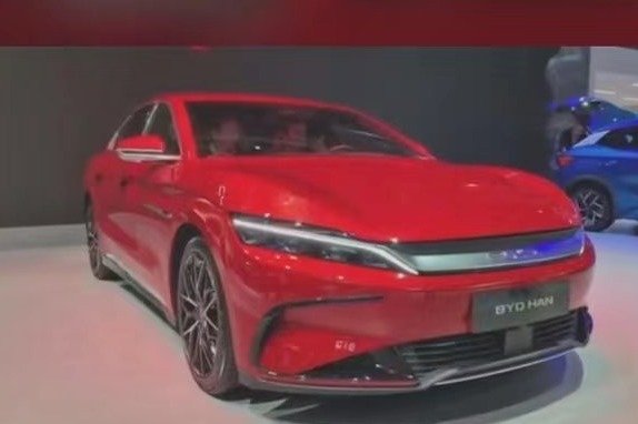 国外卖到了50多万元，售价超奥迪Q7！比亚迪汉海外首次亮相