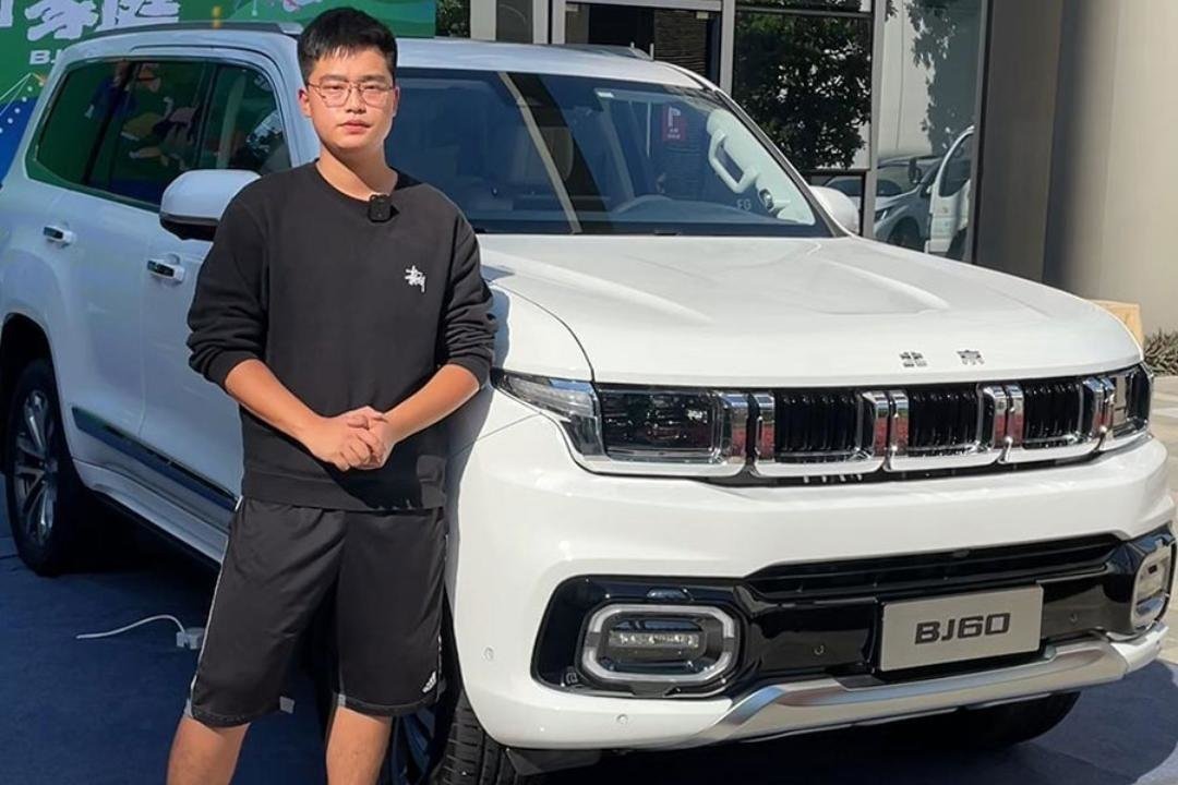 BJ60详细静态品鉴 越野家族里的跨界“家玩”