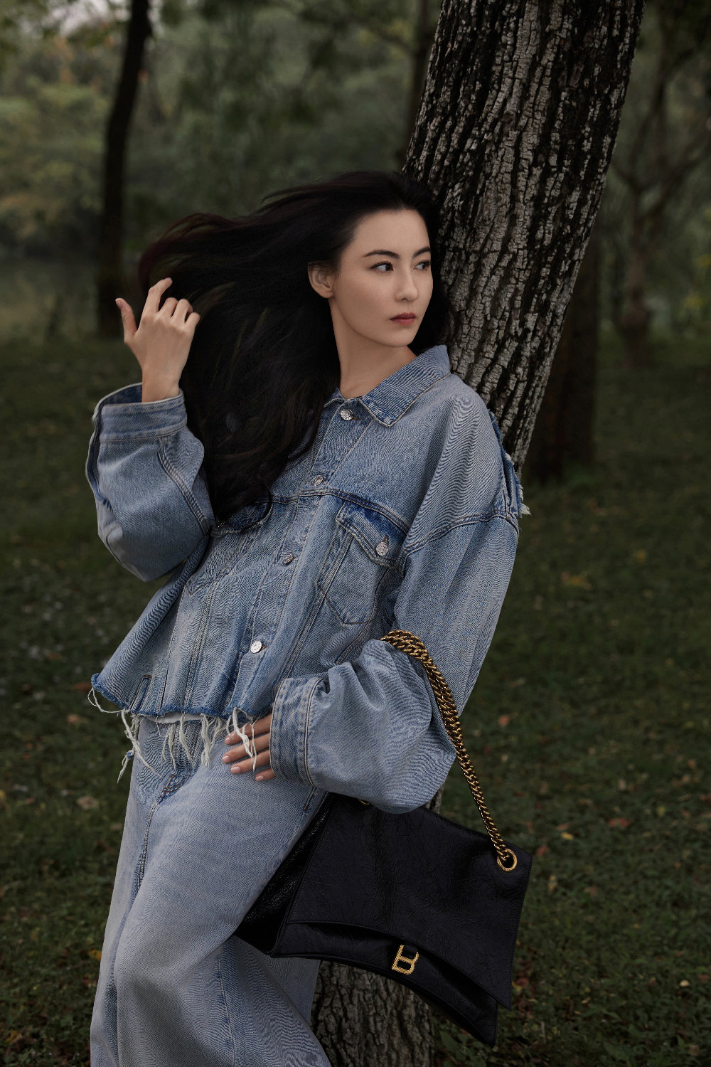 张柏芝深秋牛仔套装酷飒造型 诠释满分时尚驾驭力__凤凰网