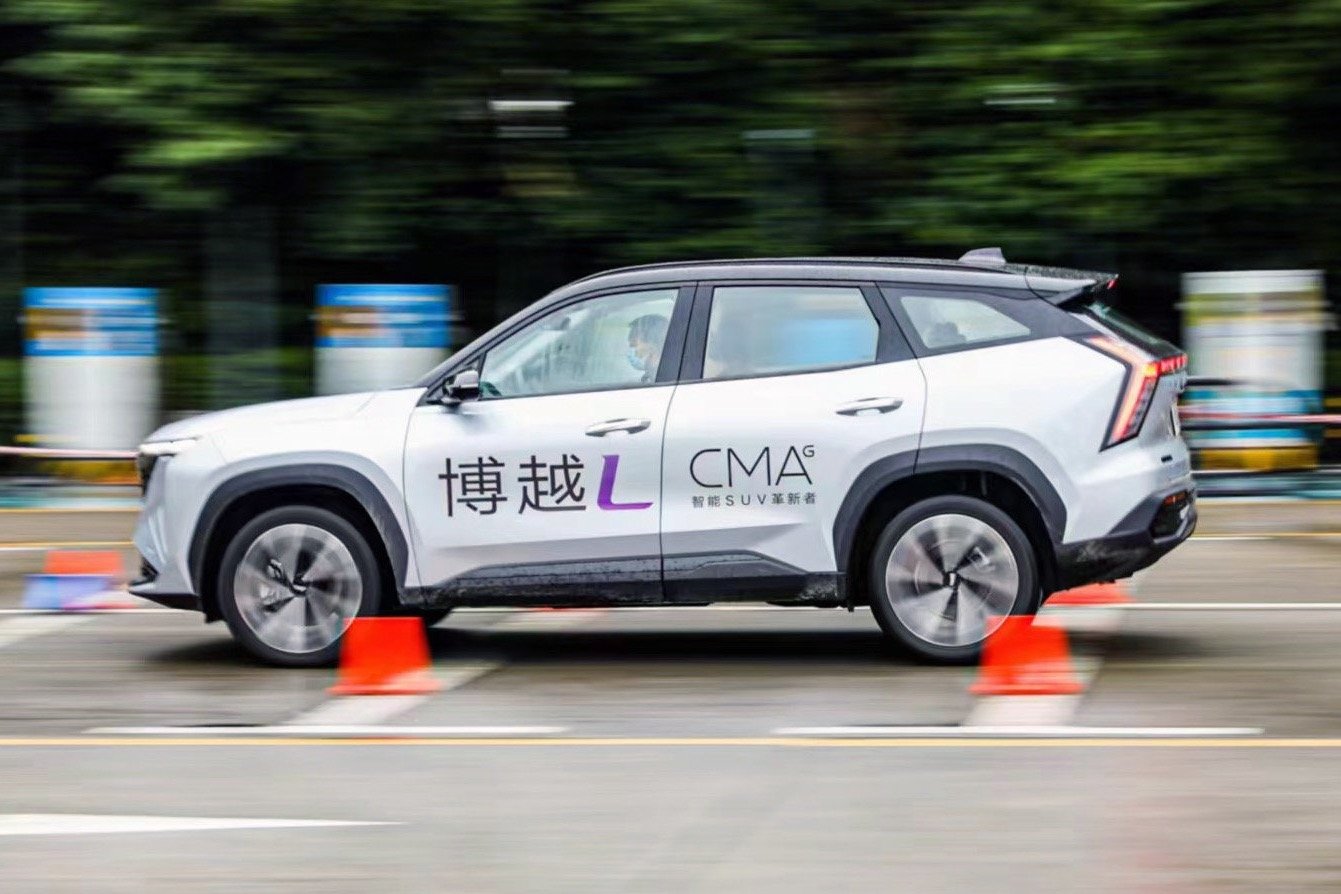 动力强劲在意料中 底盘有高级感没想到 吉利博越L 2.0T试驾分享