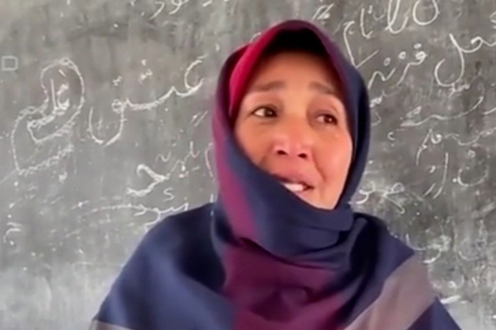 阿富汗女师生含泪发声：女性教书、上学都不是罪过