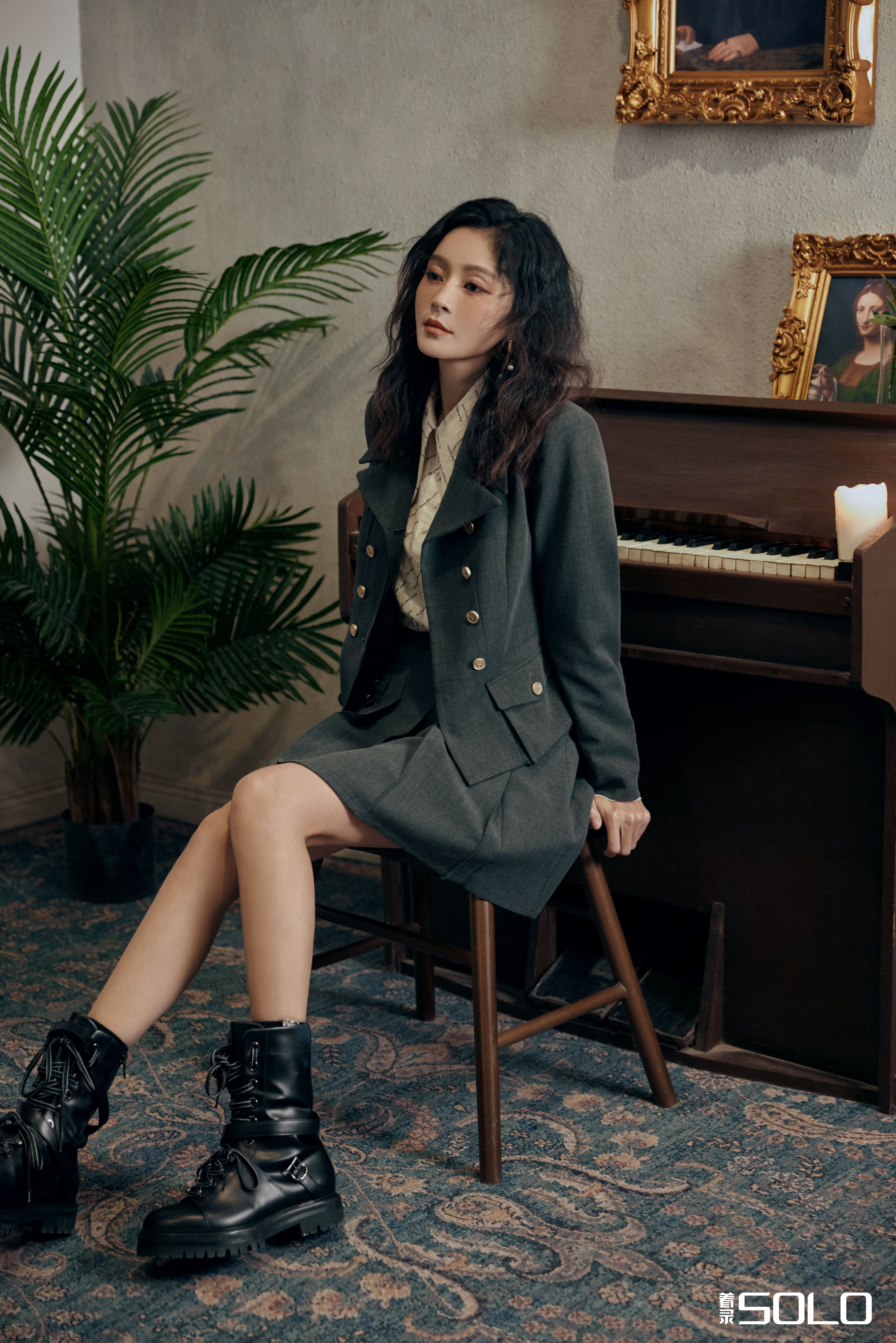 王媛可最新封面大片曝光 多变风格邂逅初冬温暖__凤凰网