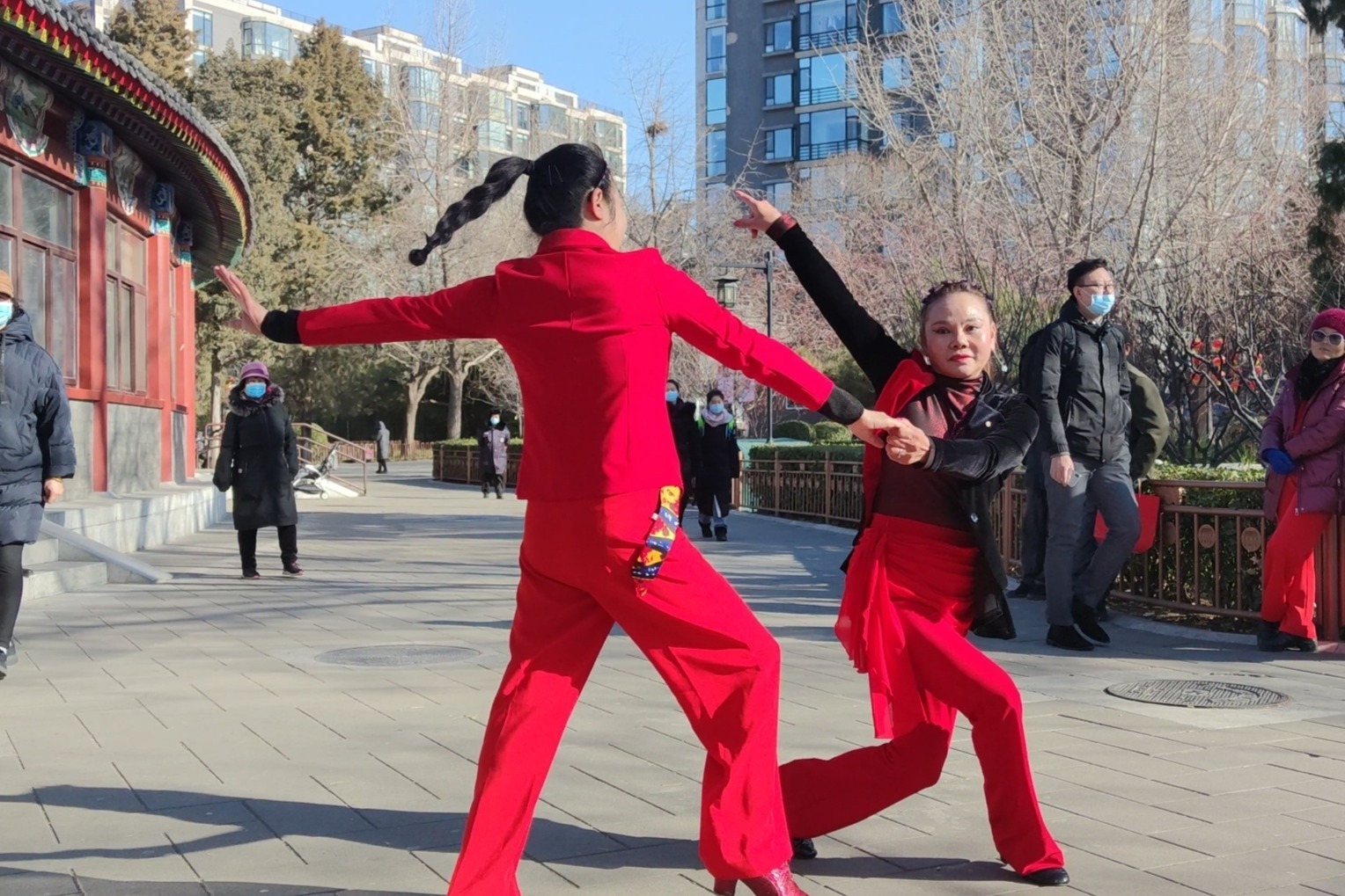 休闲牛仔《你能不能不要离开我》节奏好听，舞蹈好看，跳得真棒