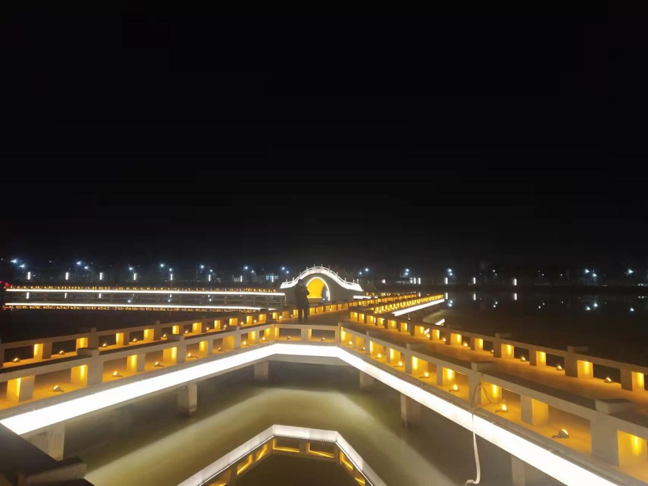 淮滨夜景图片