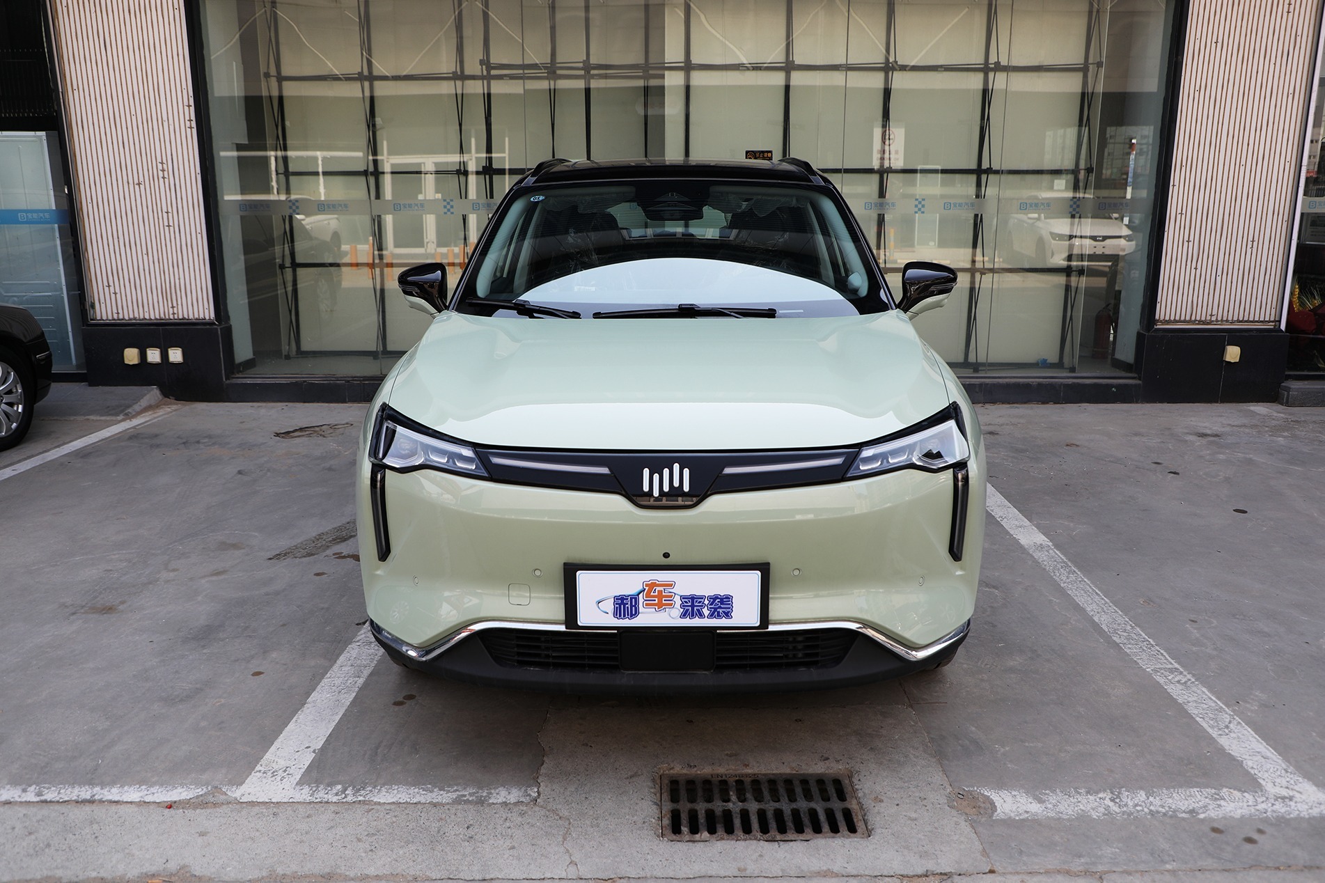 国产智能化纯电动SUV，新车最高续航620公里，威马汽车W6购车指南