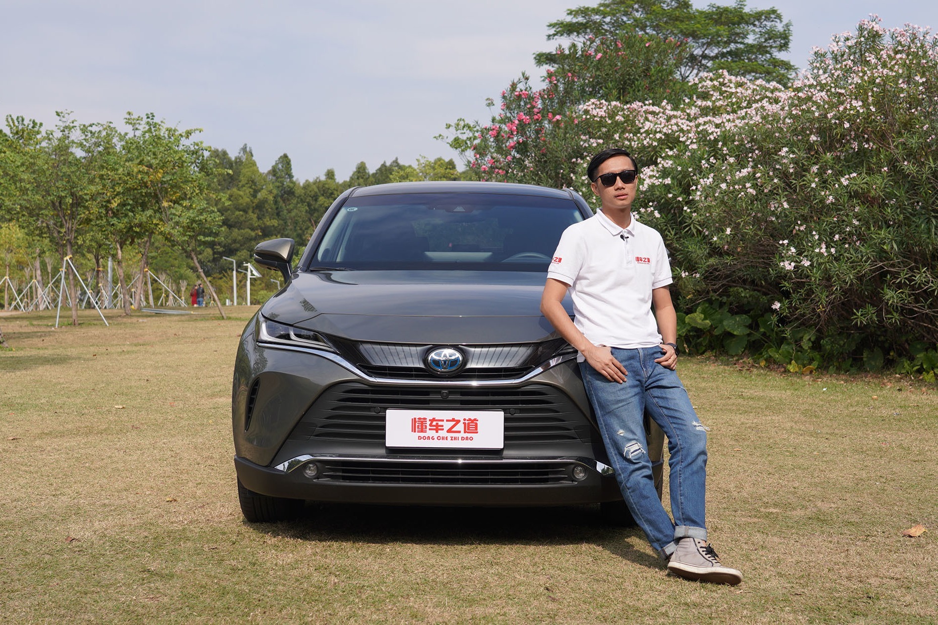 莫帅详细评测一汽丰田凌放，精致但不够豪华！