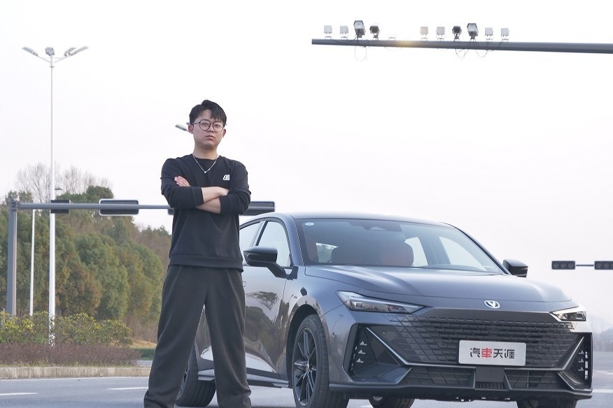 性能、油耗、不同路况真实测试，长安UNI-V到底是不是样子货？