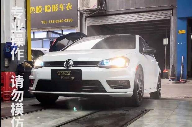合法改装刹车视频，大众高尔夫7升级TEI刹车套件