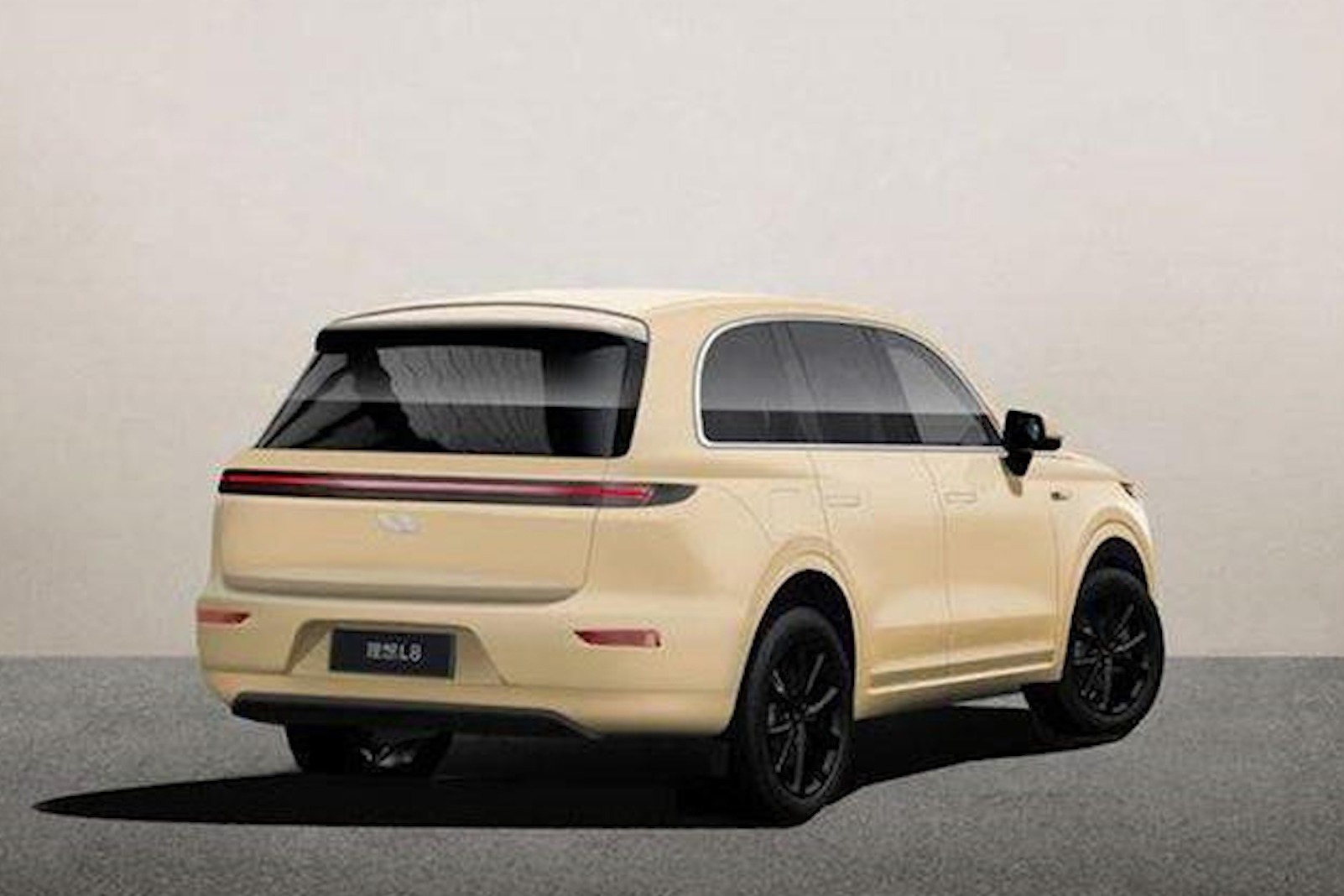 或为理想ONE平替，四缸！理想L8谍照曝光！