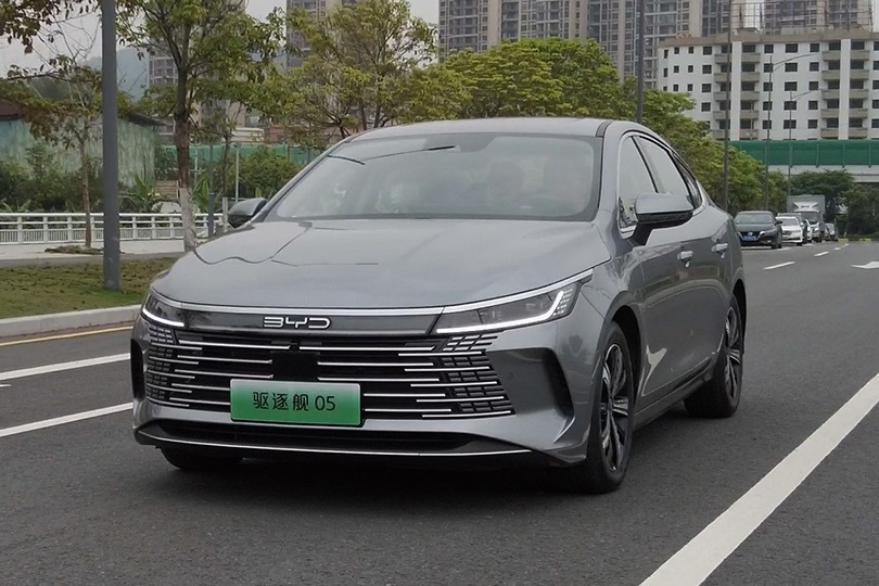 比亚迪驱逐舰05初体验，谁说插混不如纯电？