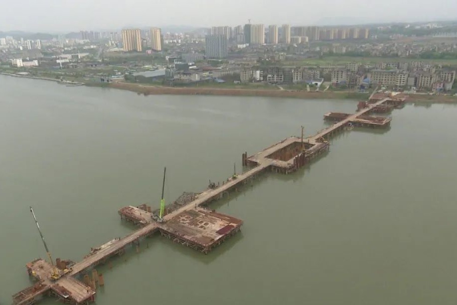 上饶旭日大桥建设紧锣密鼓有序推进