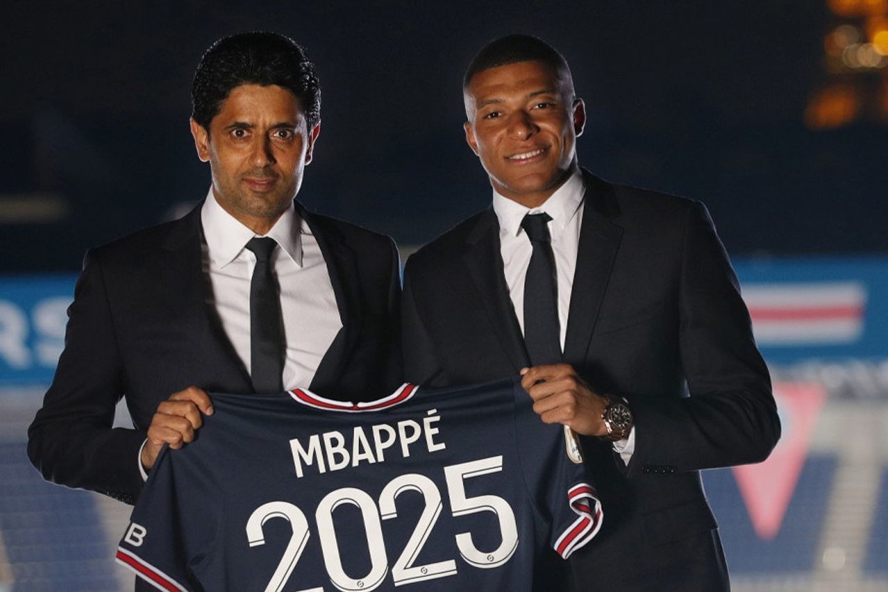 Мбаппе в мадрид. Мбаппе ПСЖ 2022. Kylian Mbappe PSG 2025.