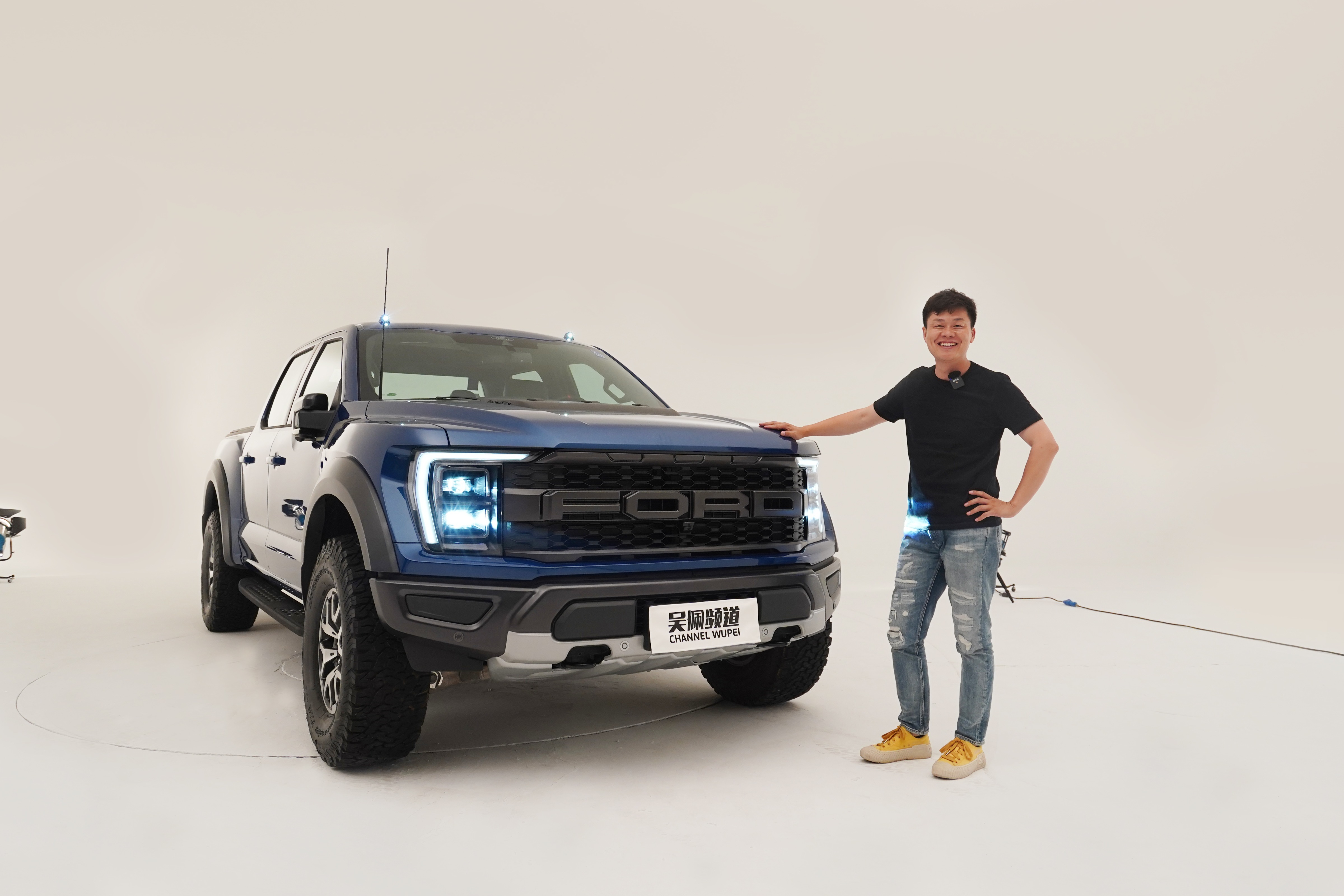 越野圈的“顶流”？全新一代福特F-150猛禽中规版大解密 吴佩频道