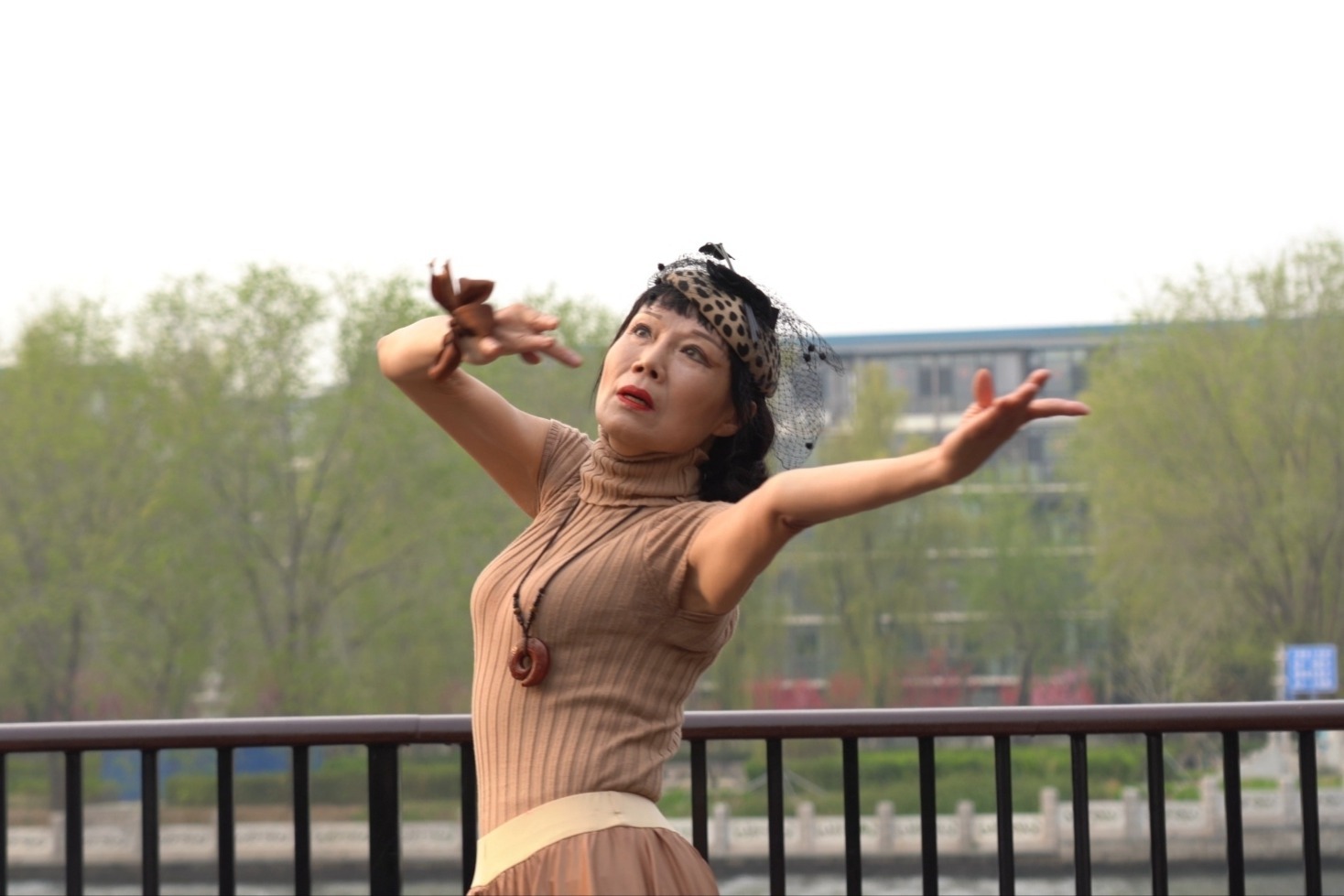 广场舞光阴的故事杜老师独舞歌好听舞更美