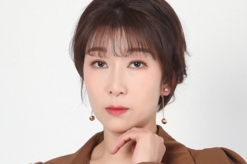 模特张文欣，气质女神喜欢尝试不同的风格_凤凰网