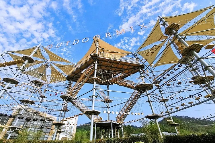 去德清奇幻谷来一场绳网探险吧!__凤凰网