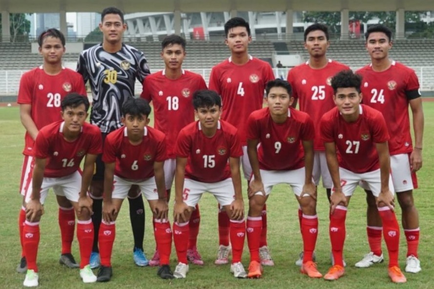 职业化进程加速引发球迷热议