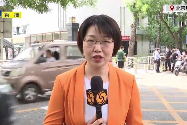凤凰记者连线：2022高考如期举行，北京封控区的考生一人一考场