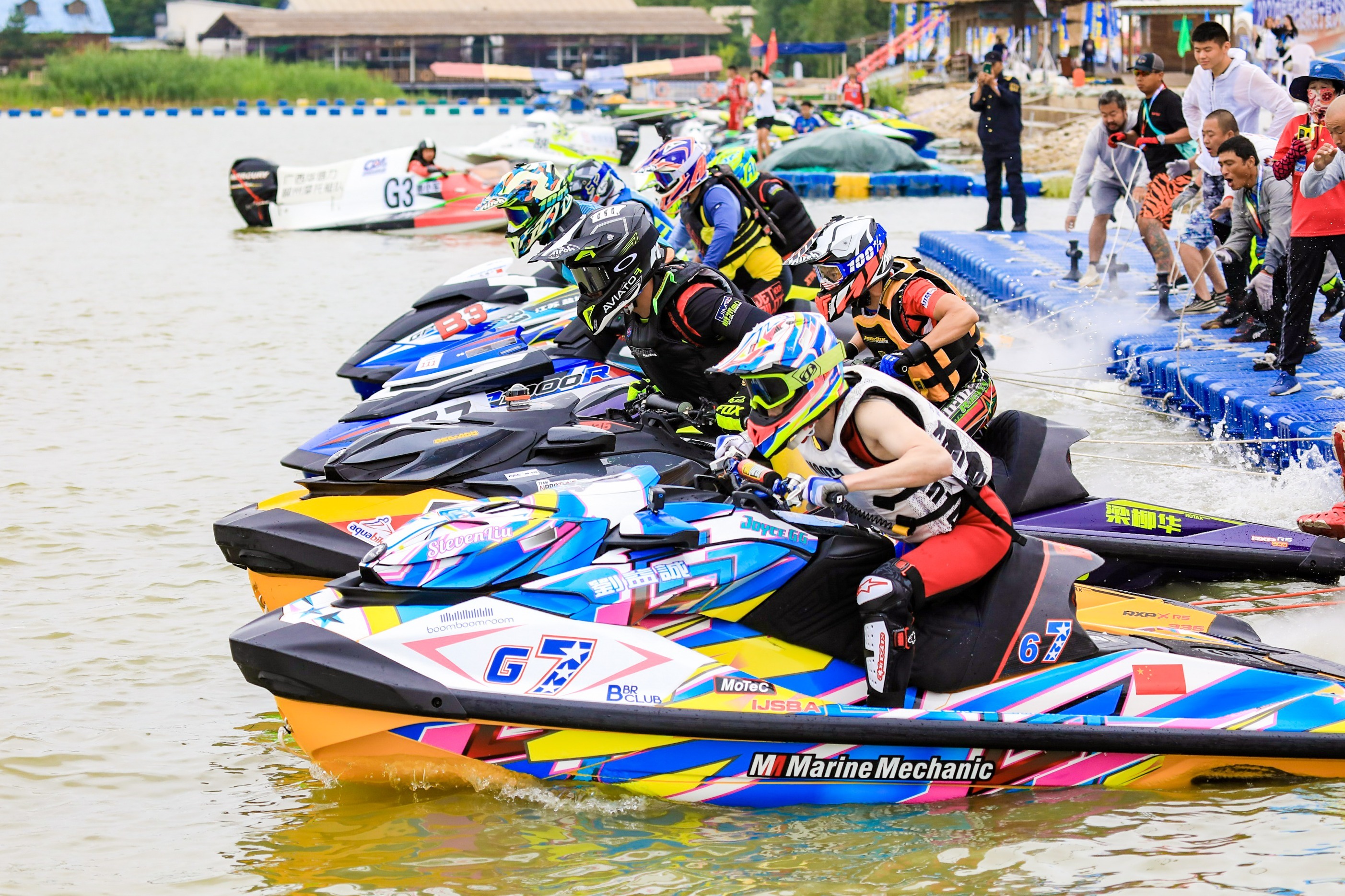 2022中国摩托艇联赛宁夏沙湖大奖赛坐式限制三级（RL3）决赛_凤凰网视频_凤凰网