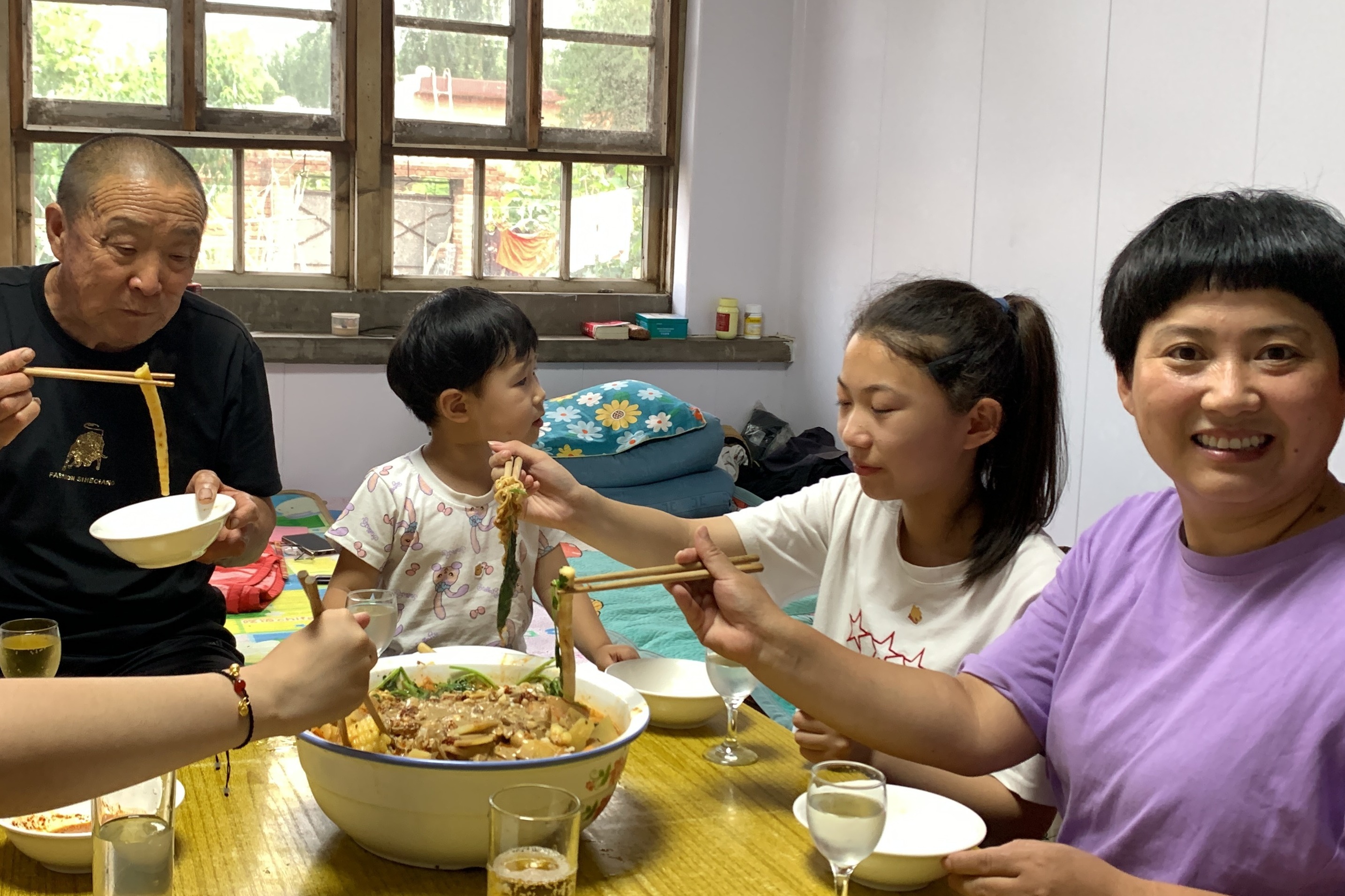 家庭版麻辣烫，简单零失败，又香又浓，好吃到汤汁都不想浪费了