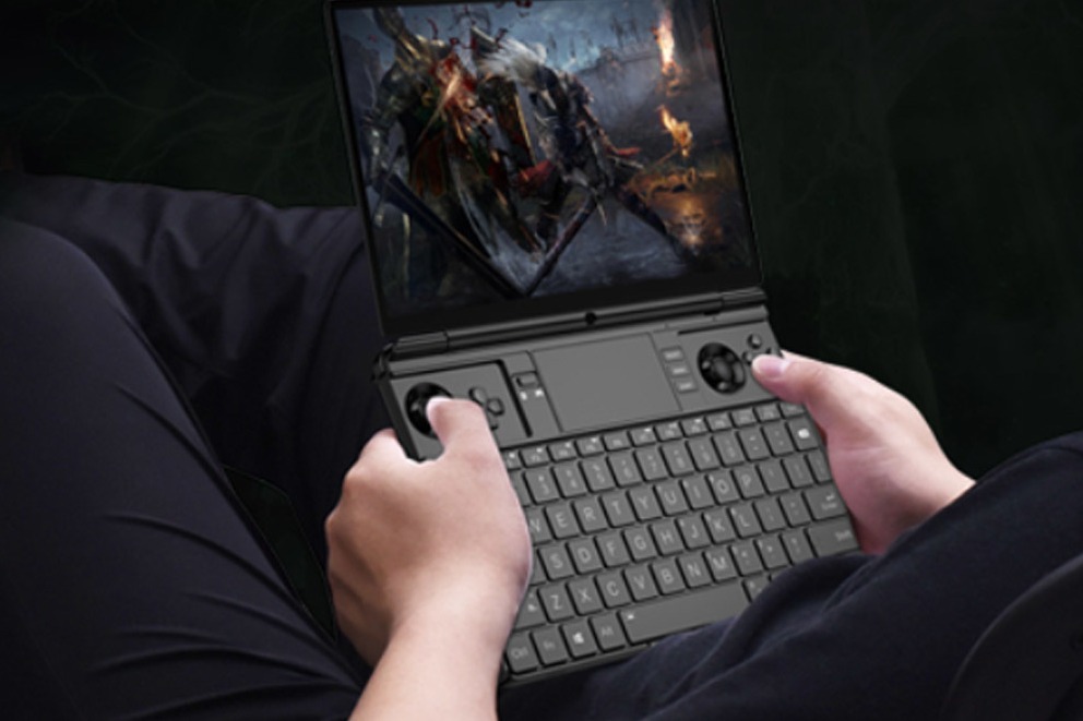 gpd-win-max2-r7-6800u-10-1