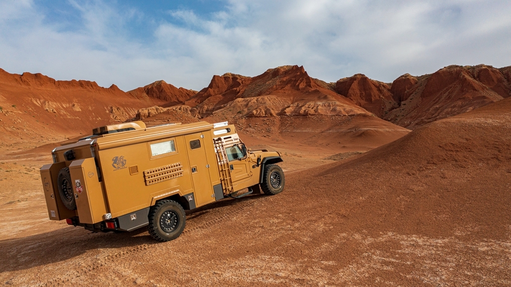 原厂原车合法改装东风猛士游侠m50四驱越野房车国货之光__凤凰网