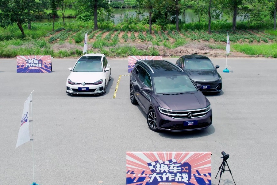 阿正开揽境挑战倒车入库 居然有秘密武器