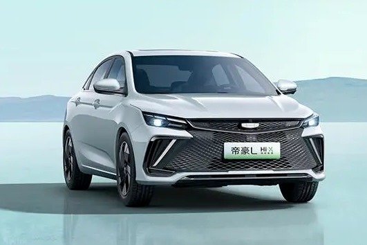 吉利帝豪L超级混动