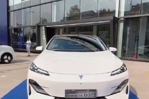 长安深蓝SL03惊艳了全场