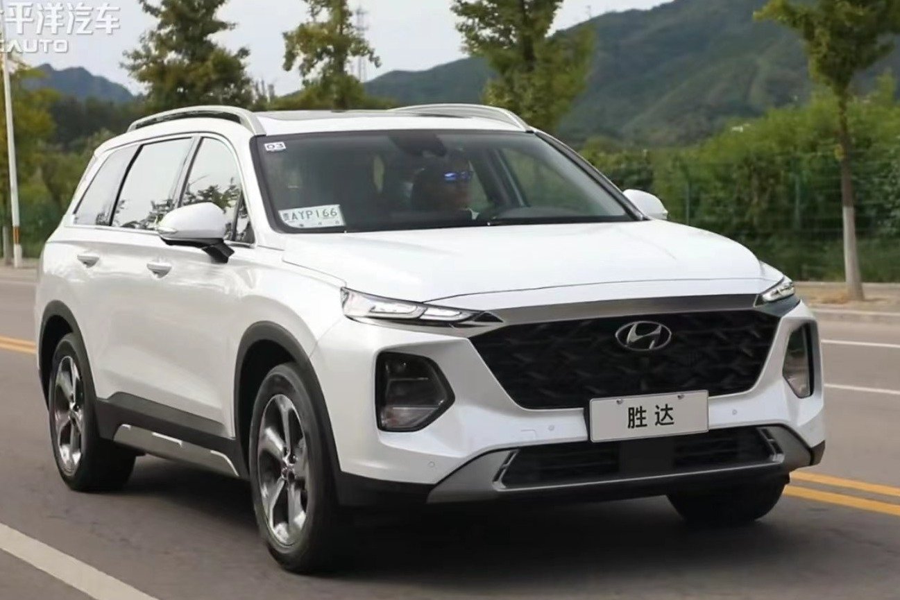 大6座配2.0T，露营开它贼爽！这台胜达旅行家究竟有多香？