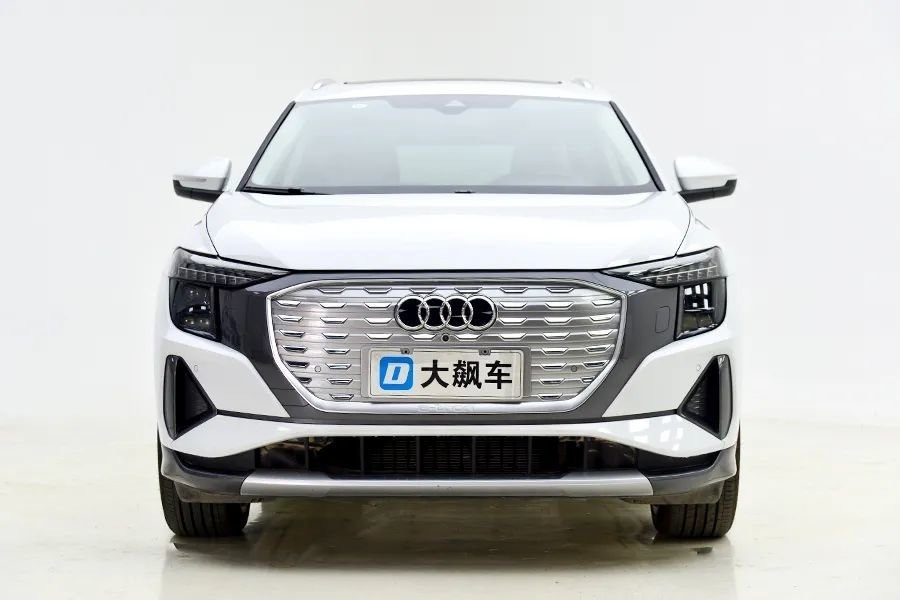 奥迪Q5 etron：除了车头“四个圈”，怎么看都不像一辆奥迪