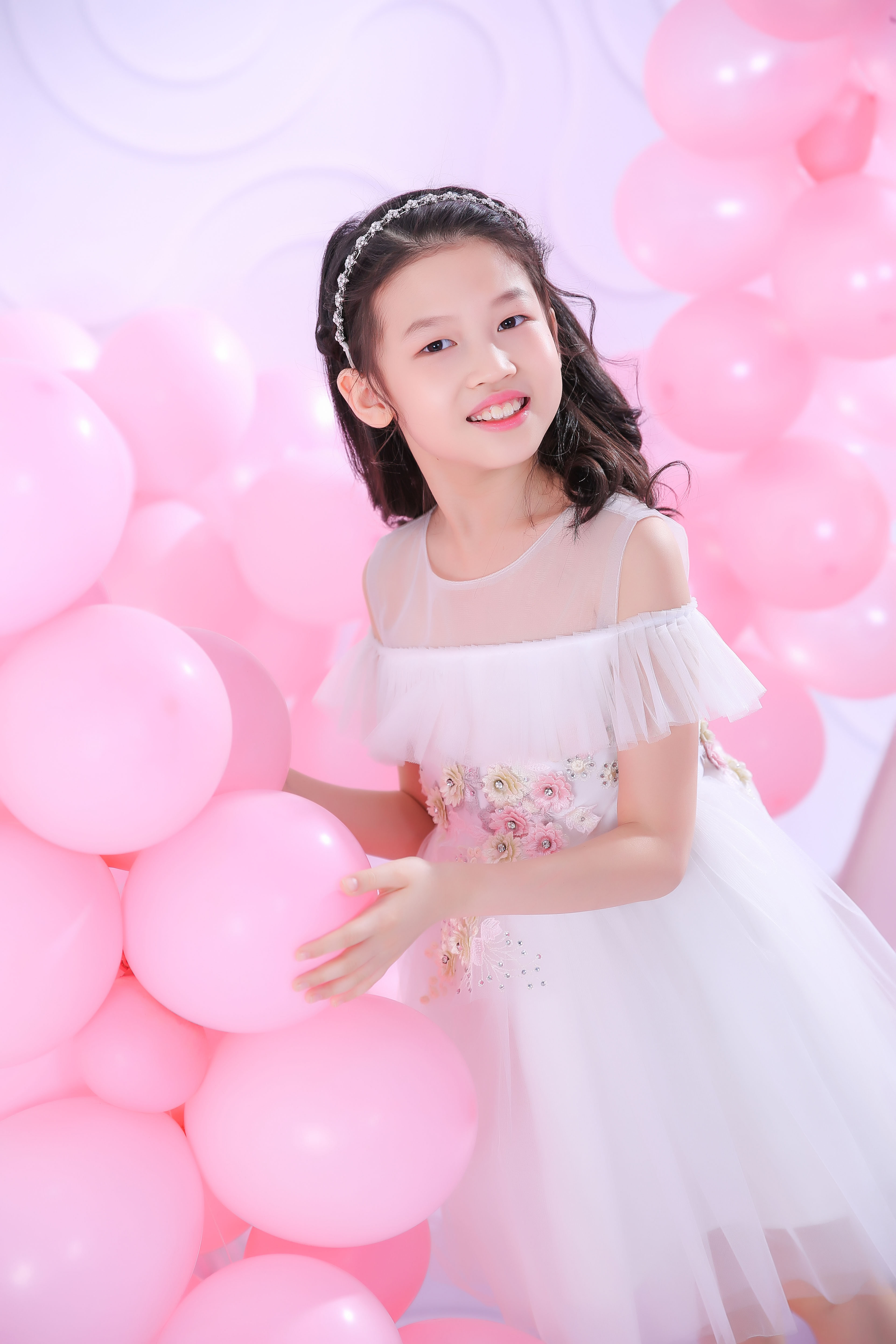 小歌手刘一希最新原创歌曲《西藏蓝》录制成功__凤凰网