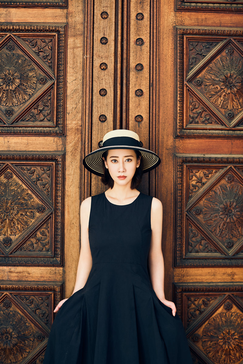 《麓山之歌》热播 唐妤萌知性优雅写真曝光__凤凰网